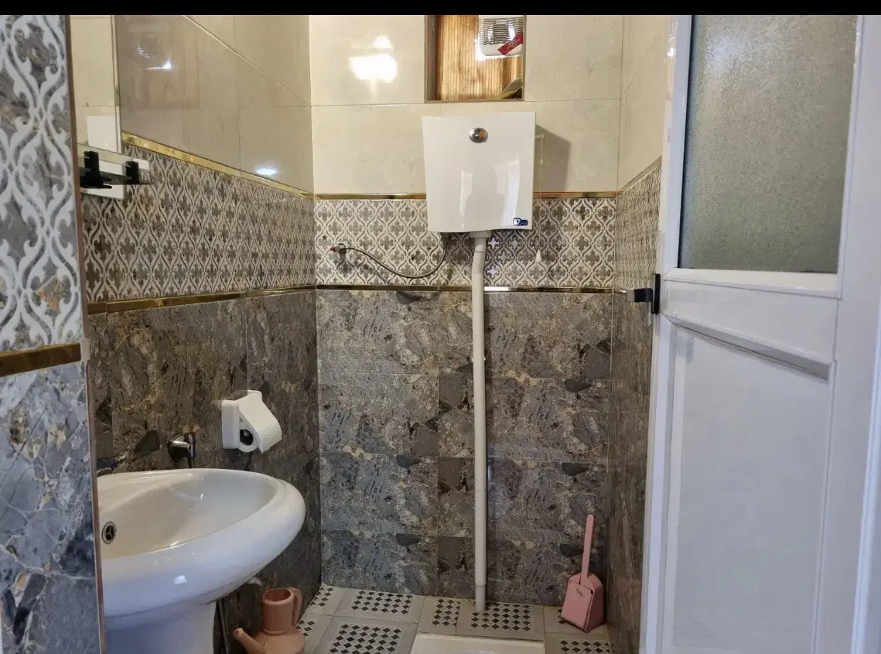 کلبه در دل کوه با قیمت بسیار مناسب