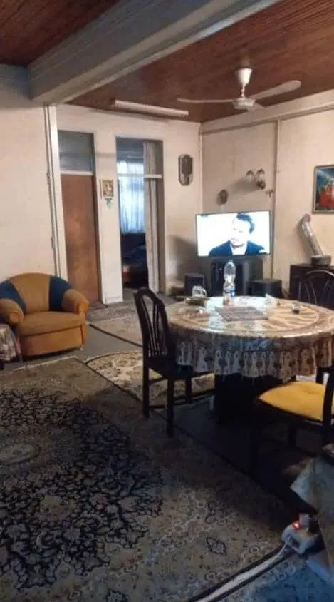 فروش و تهاتر ۲پلاک ویلایی روبروی هتل پردیس