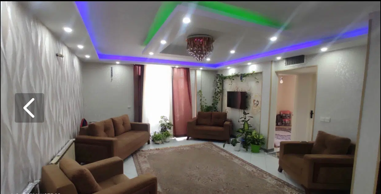 ۱۰۳متری شهرک نور با مستاجر تا اسفند