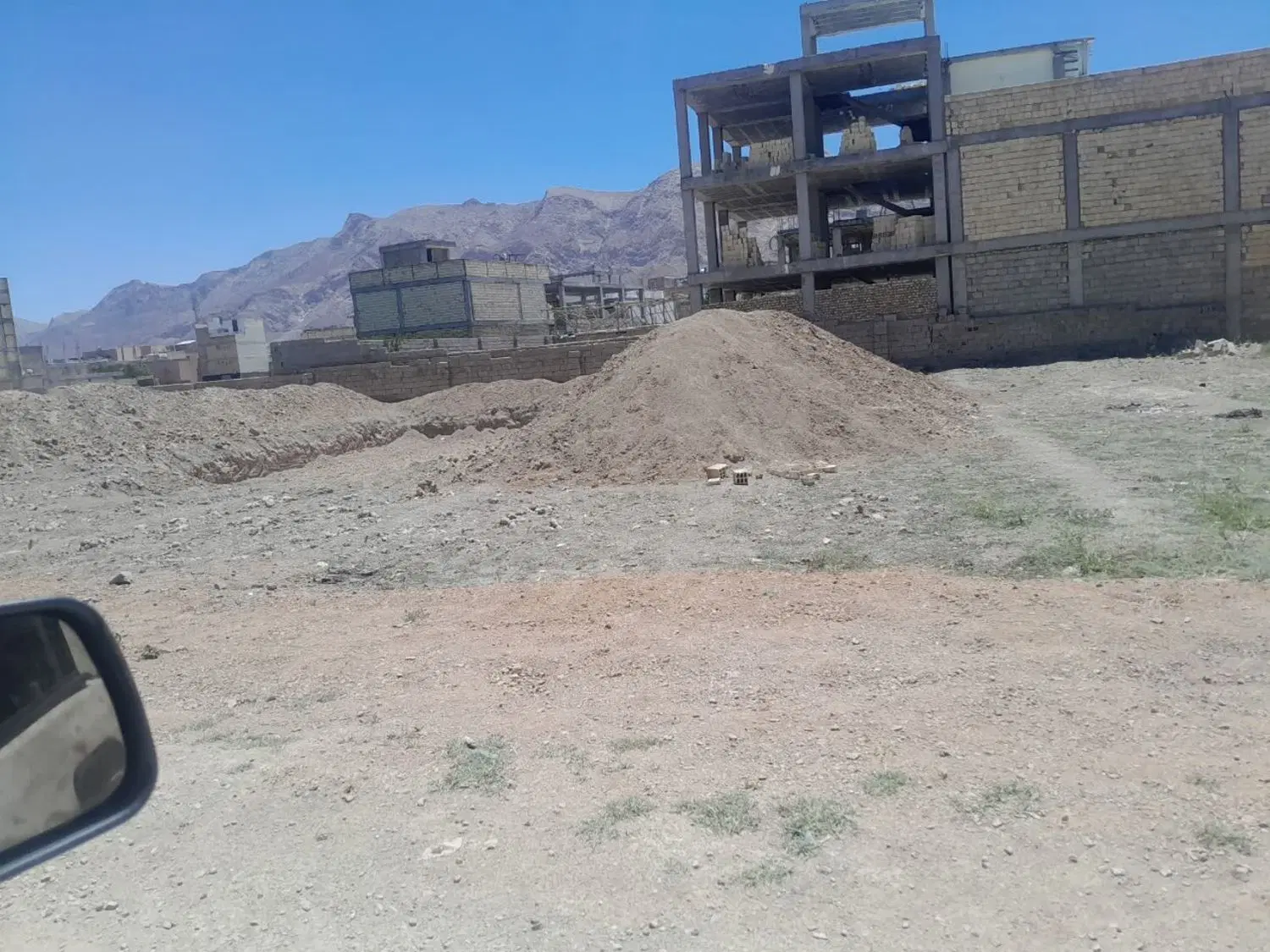زمین برای ساخت