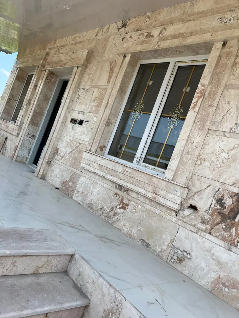 ویلا نوساز ۲۰۰ متری فومن صومعه سرا تولمشهر