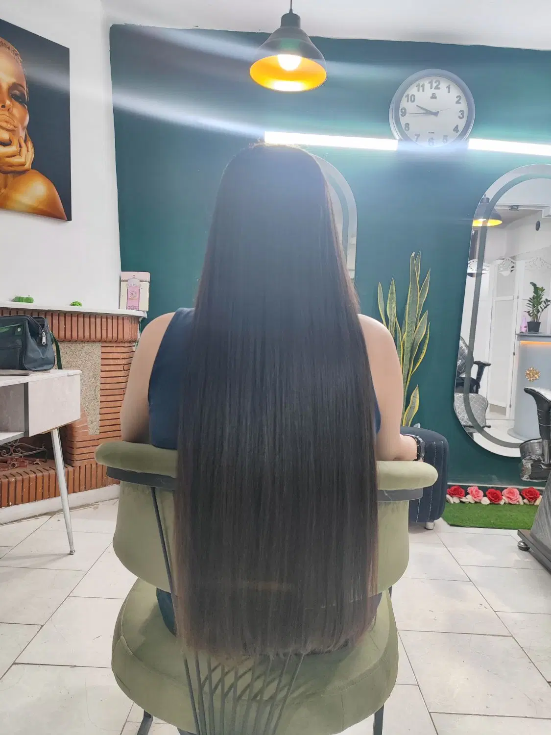 اجاره اتاق برای لیزر ونیز ناخن وصندلیا رنگ وکراتین