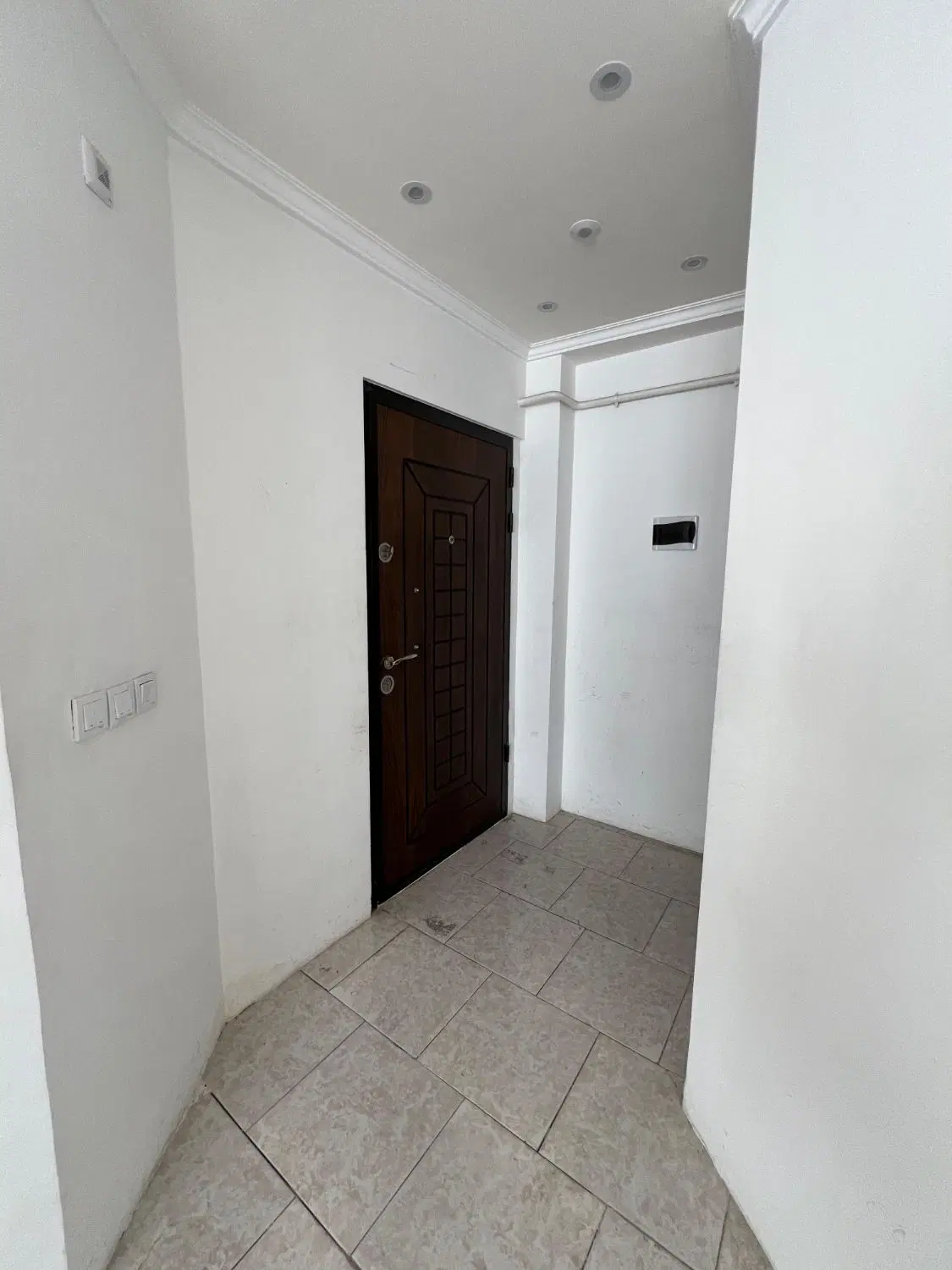 فروش آپارتمان ۳ خواب در الهیه مجتمع کاج