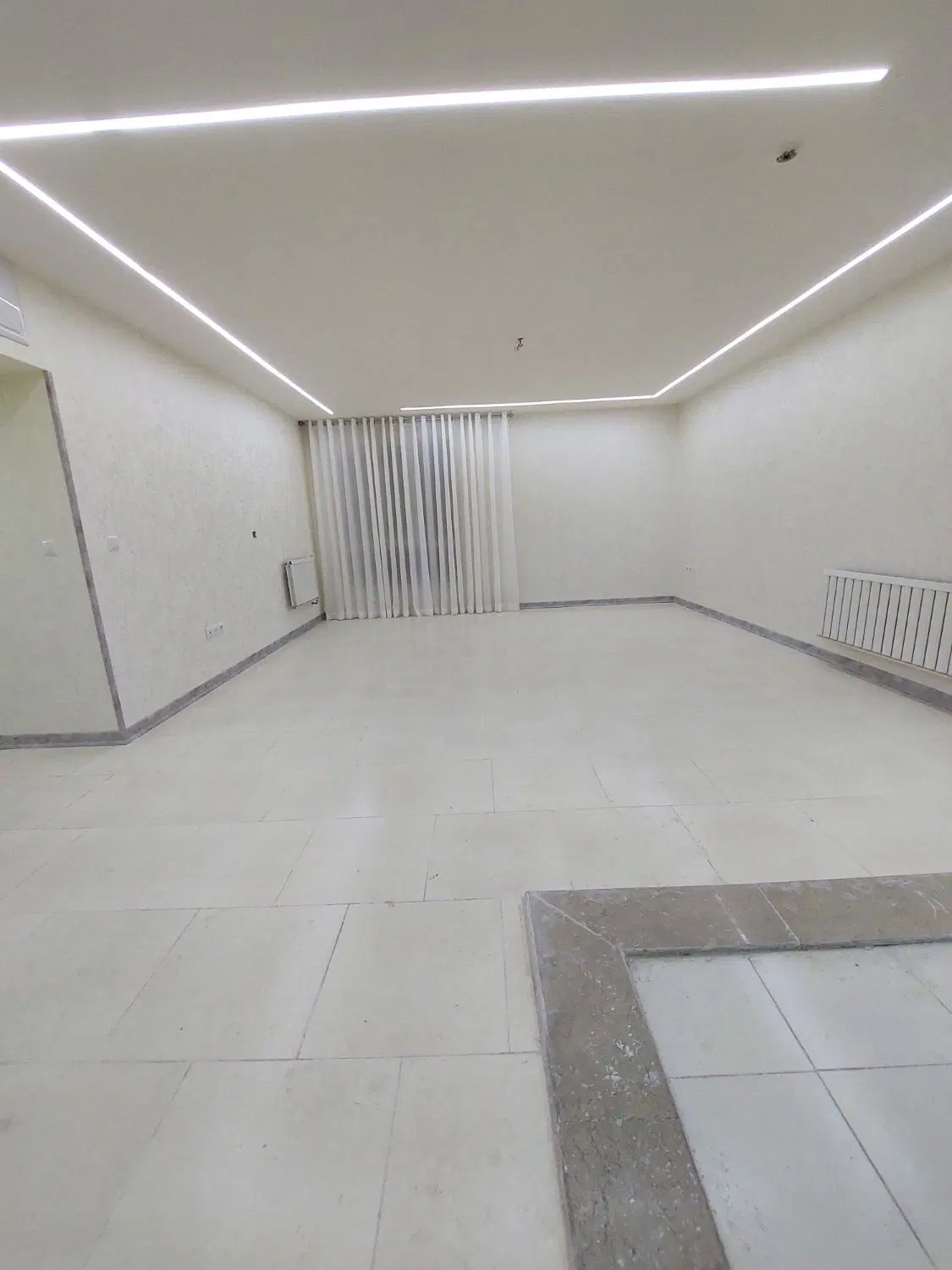 آپارتمان دو خوابه 125متری شیک و لوکس