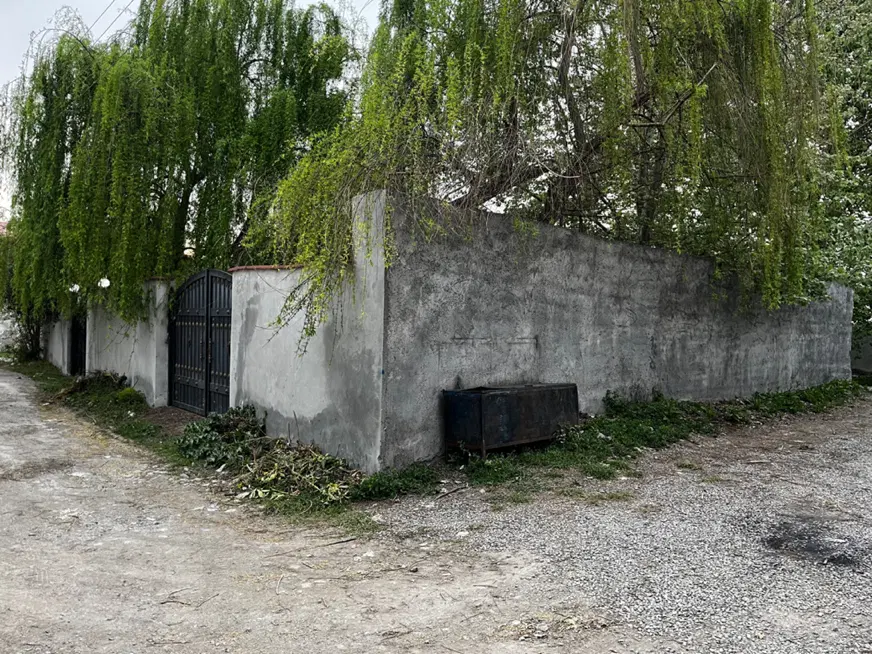 فروش ۱۸۰ متر زمین مسکونی سه بر