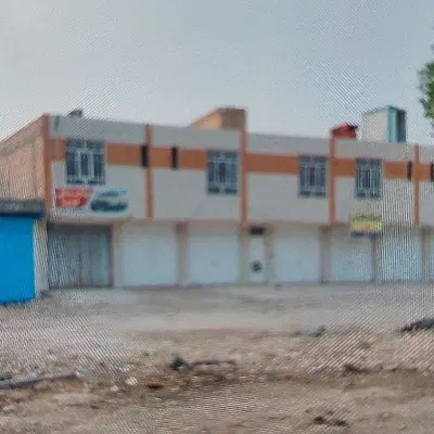 طبقه بالا ۹۲ متری ۲ خواب پارک موتور قیمت ۳۳۰۰