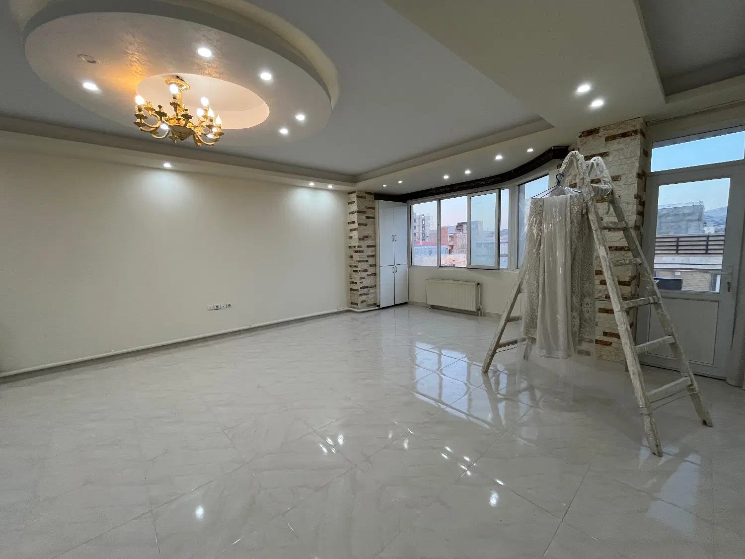آپارتمان ۱۲۰متری اول حضرت پور