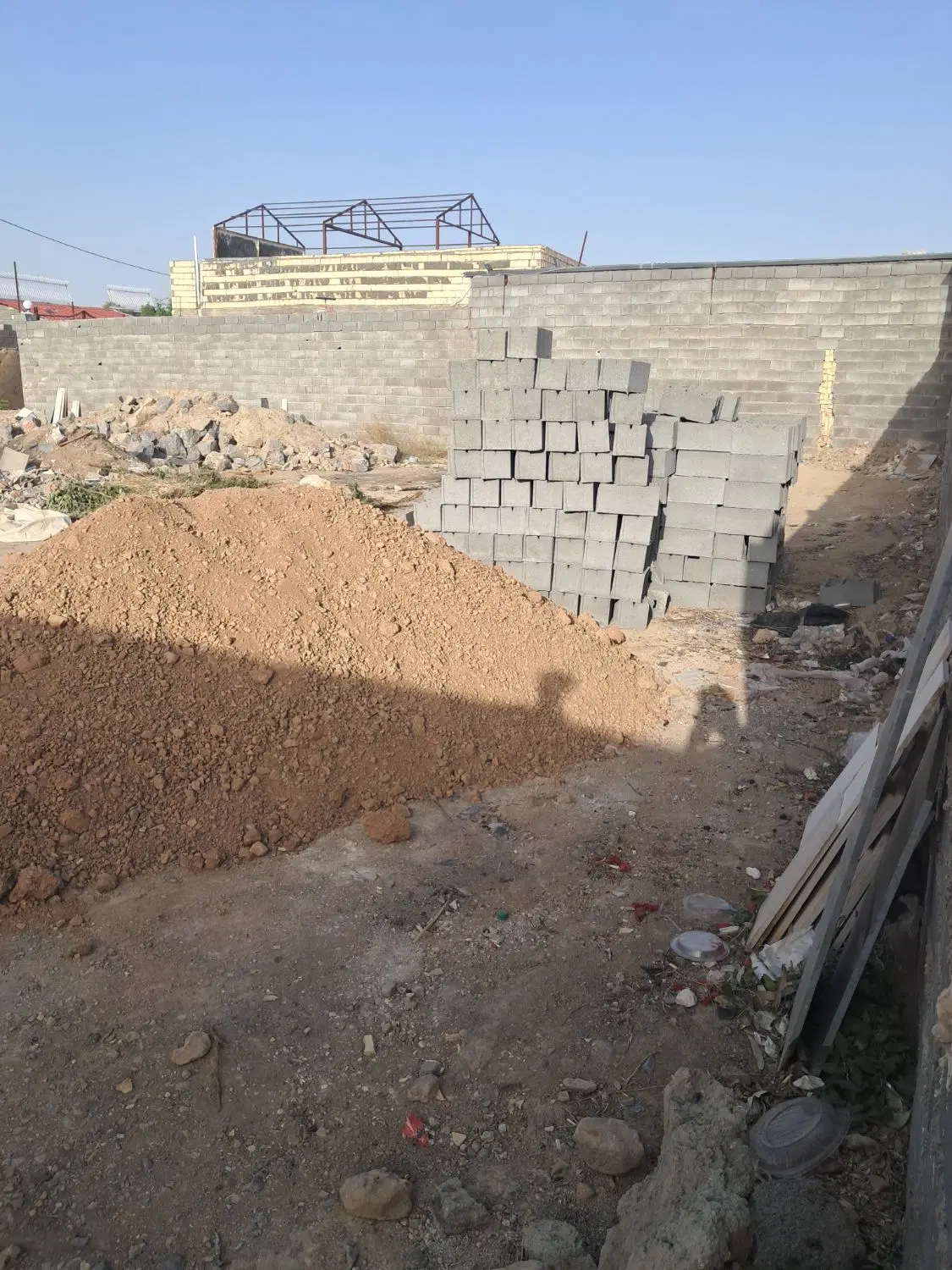 زمین و۴دیواری کلارتان ۳۵۰متری دونبش