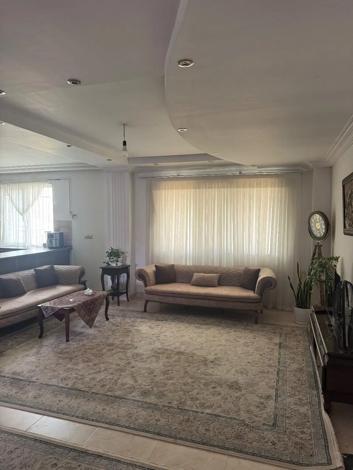 اجاره یک واحد آپارتمان ۱۰۰ متری