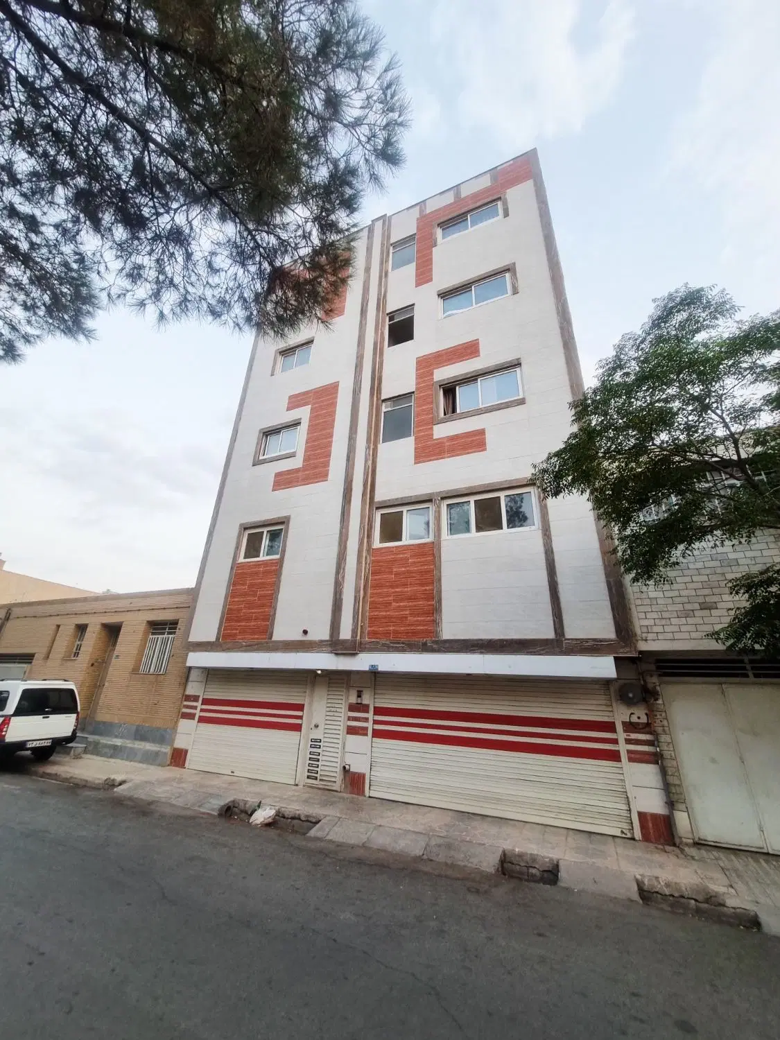 ۷۵ متر  دهخدا  ۲خوابه  آسانسوردار