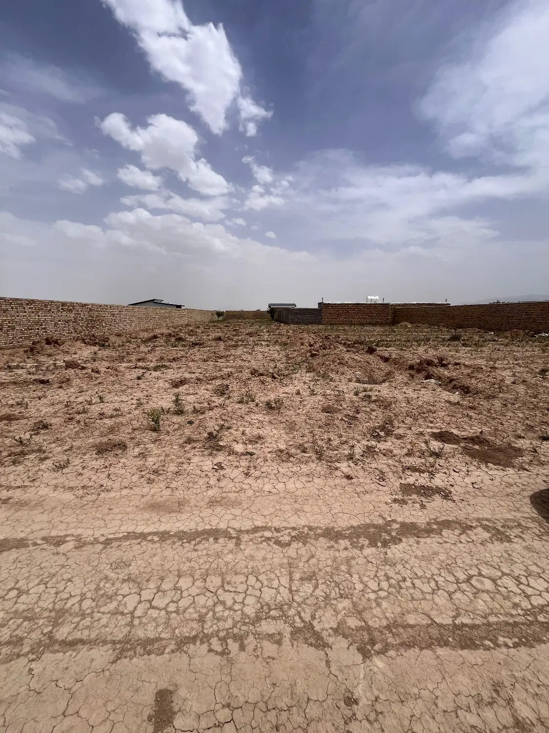 زمین آماده ساخت