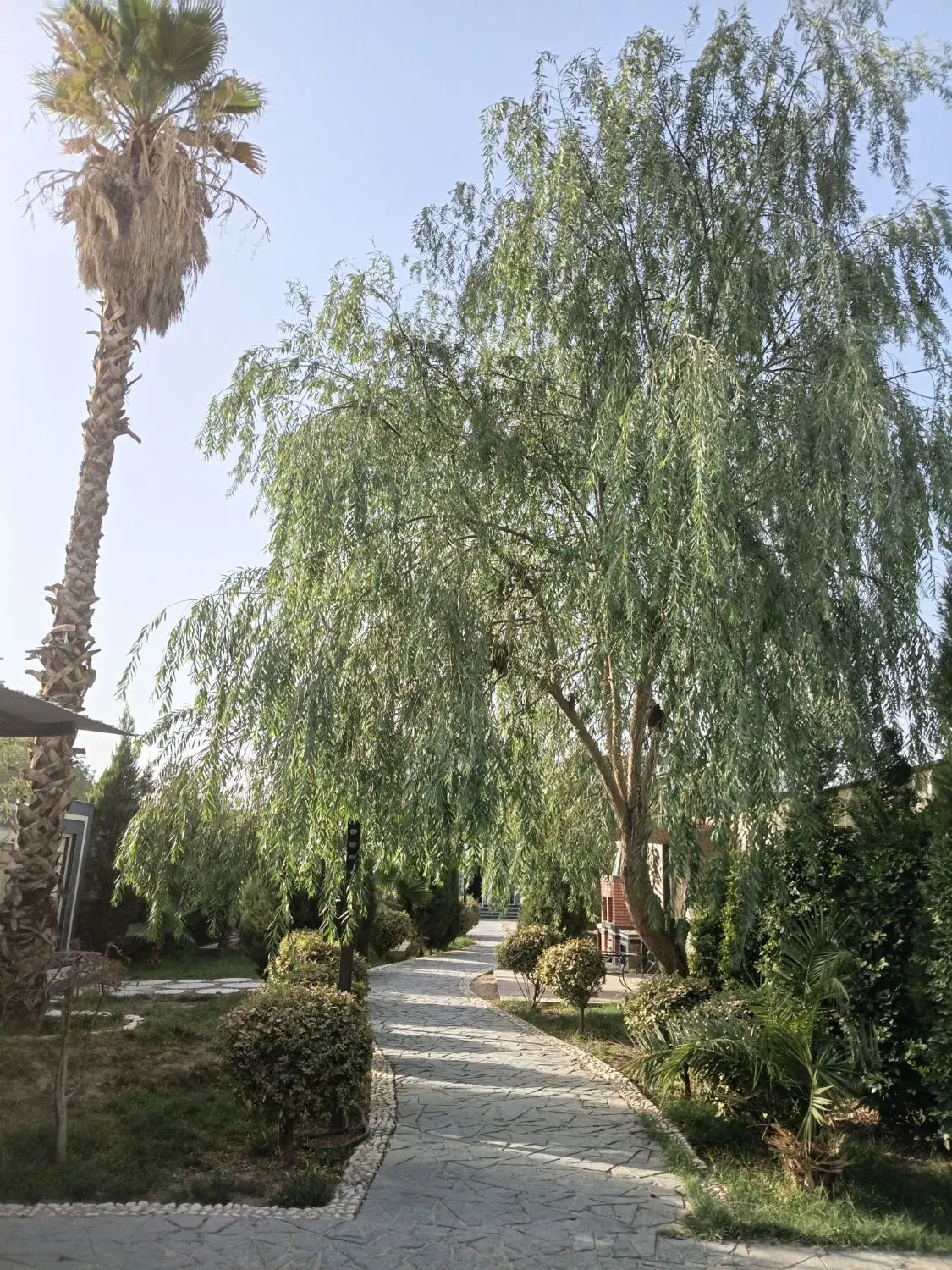 ۱۸۵۰ متر باغ ویلاچهارباغ گلستان کنتور فول بافت چاه