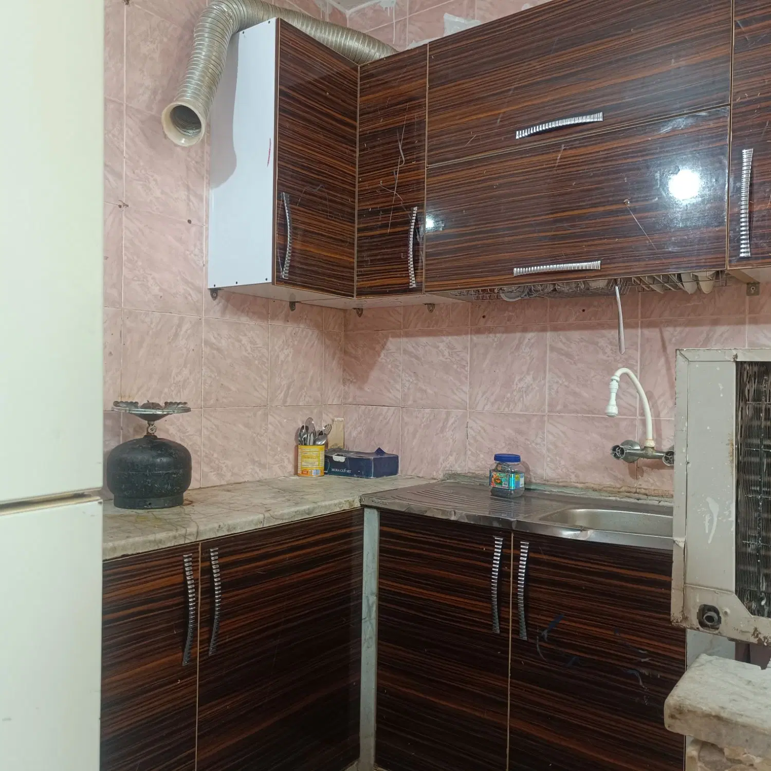 اجاره سوییت کوچک سالانه