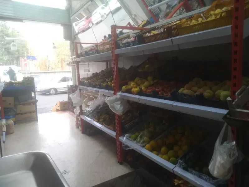 اجاره قسمتی از میوه فروشی جهت فروش سبزی