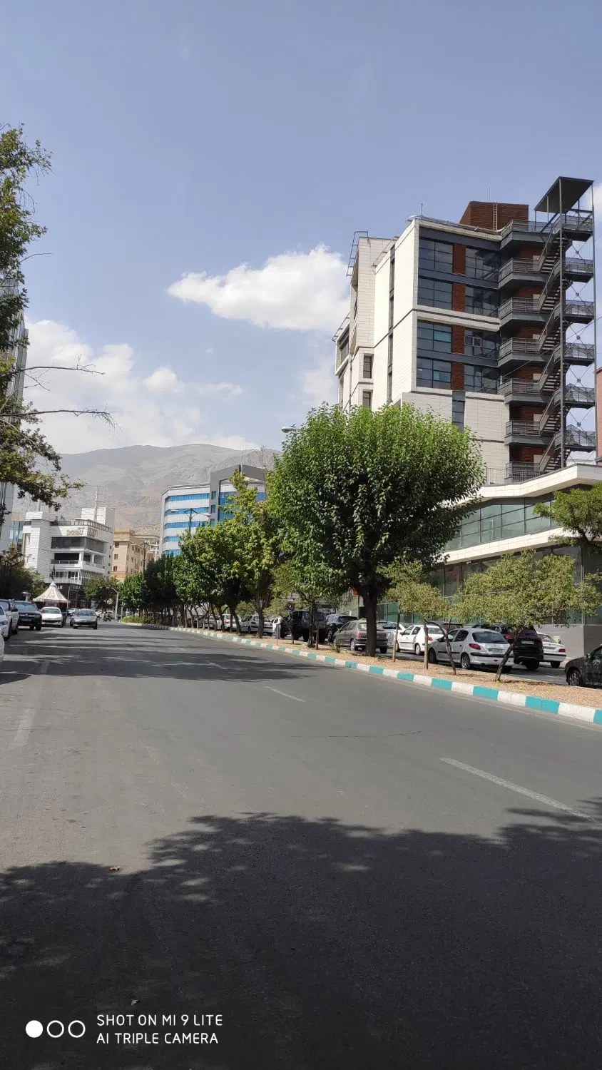 فرمانیه ۲۲۰متر اپارتمان در برج با چشم انداز