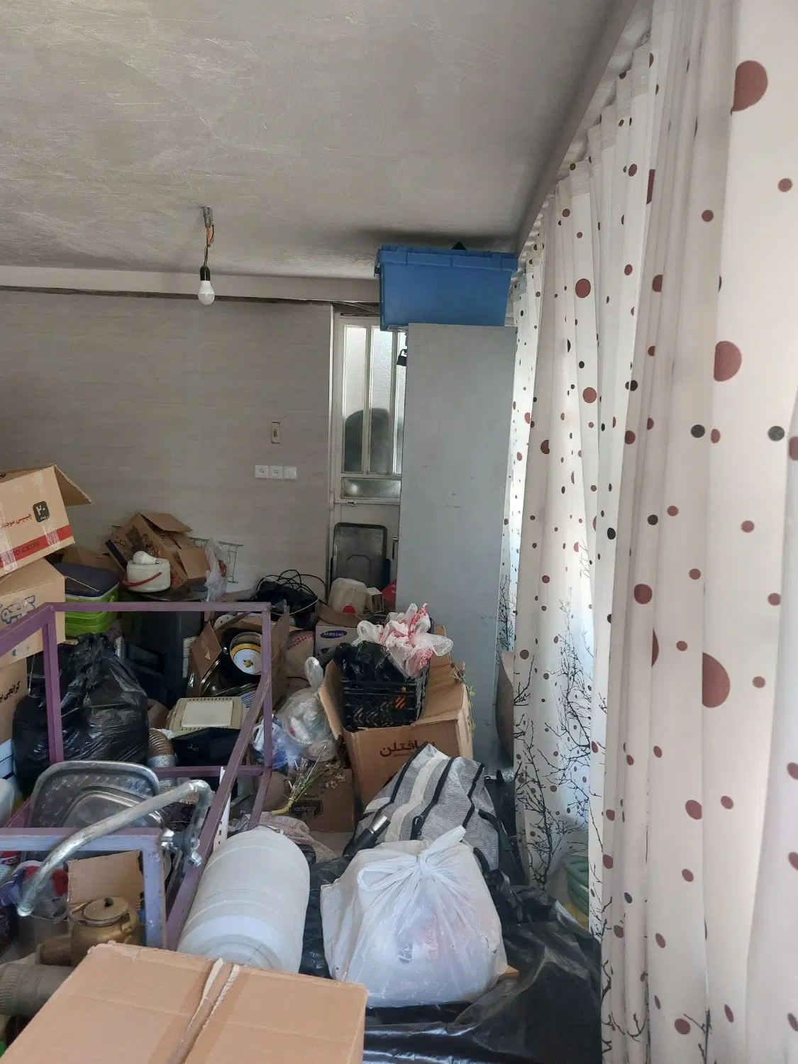 یک انبار