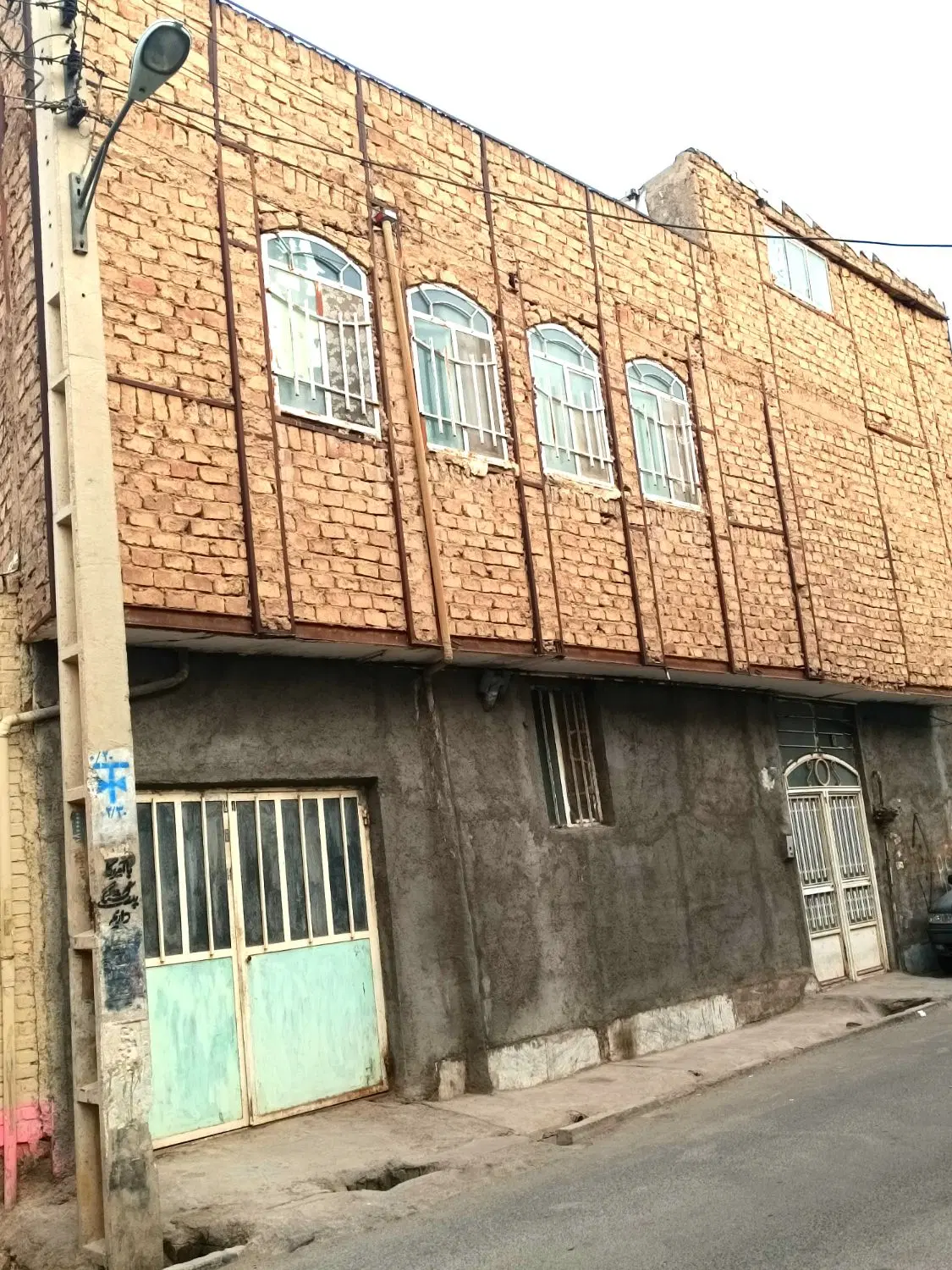 خانه شیخ آباد جلو قواره دوطبقه و نیم 9 متربهر
