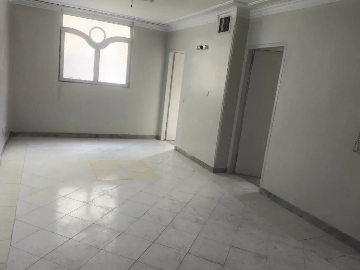 افسریه۶۵متردوخواب ط همکف با انباری
