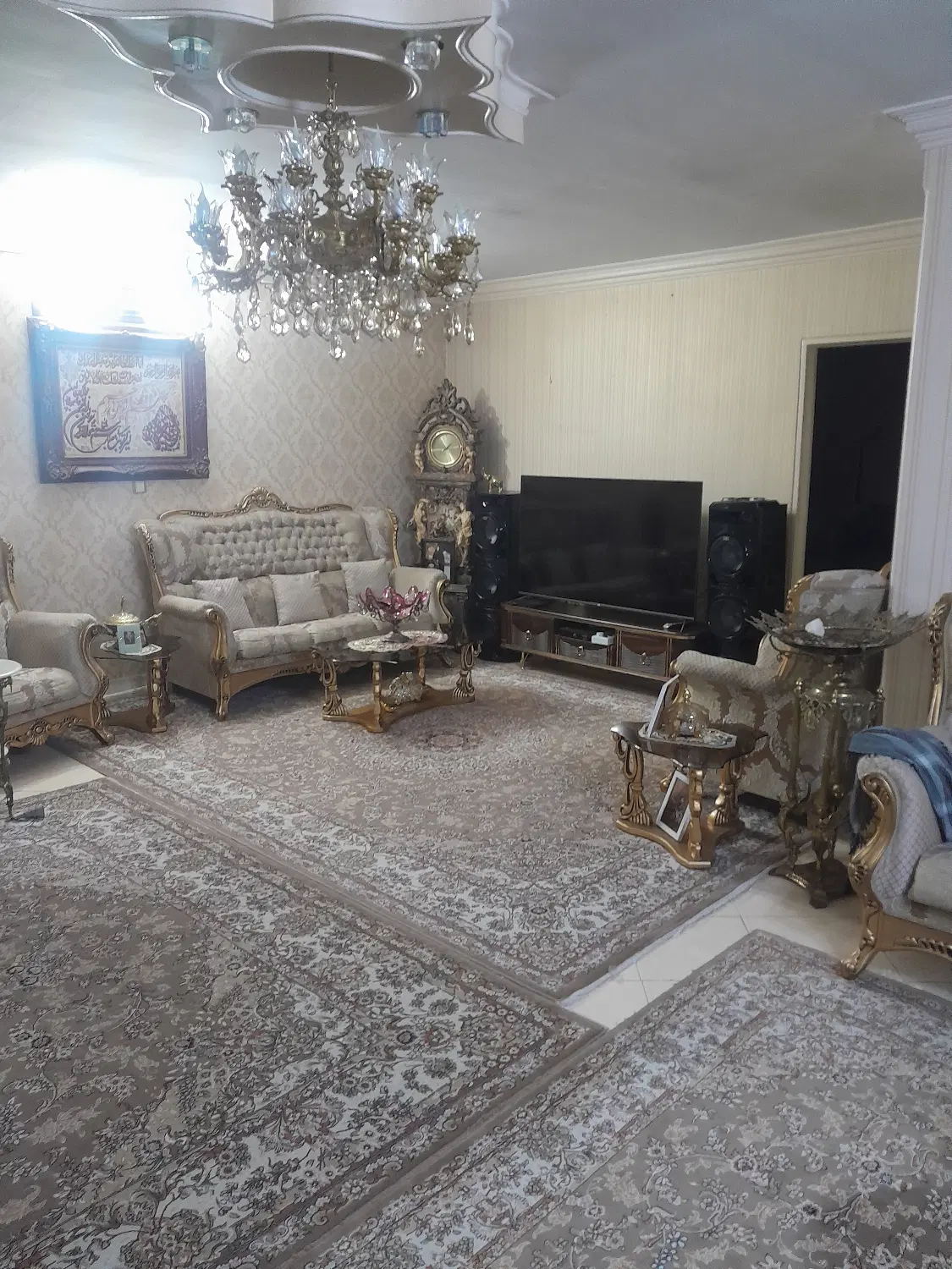 فروش اپارتمان ۹۰ متری در مشیریه