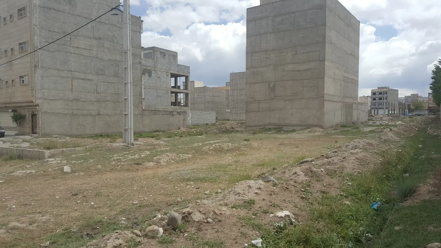 زمین مسکونی آماده ساخت در تبریز