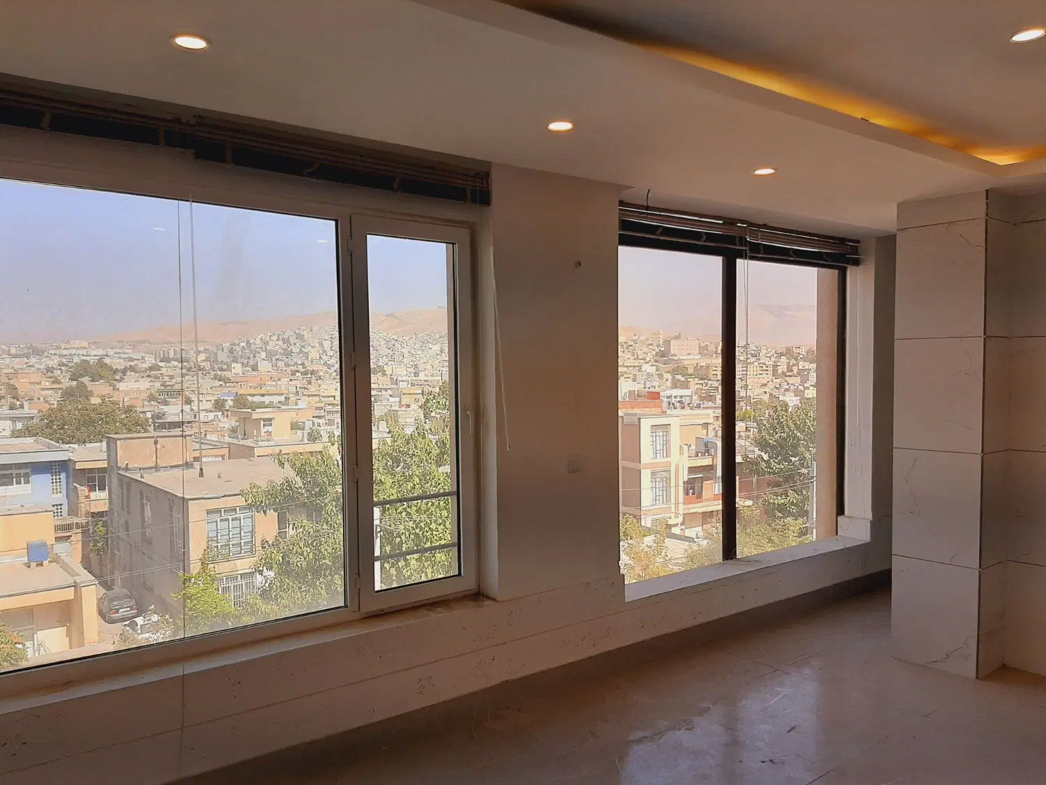 اجاره یک واحد ۱۶۰ متری اداری خدماتی