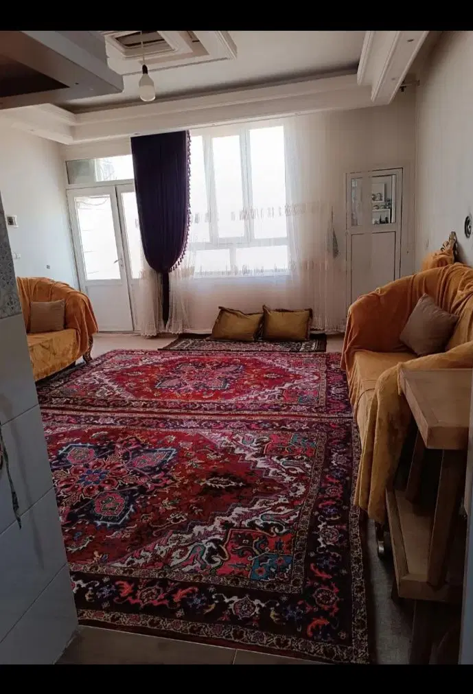 حیاط 2طبقه مستقل
