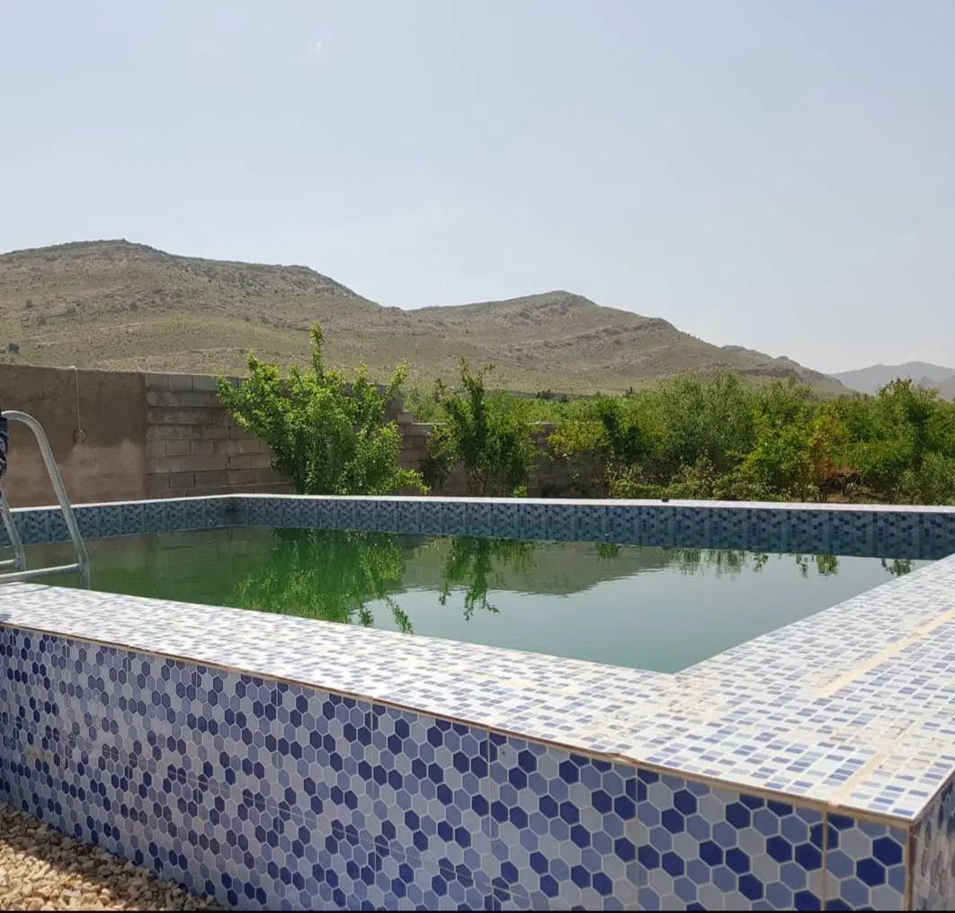 باغشهر۵۰۰۰متری با ویلاواستخر
