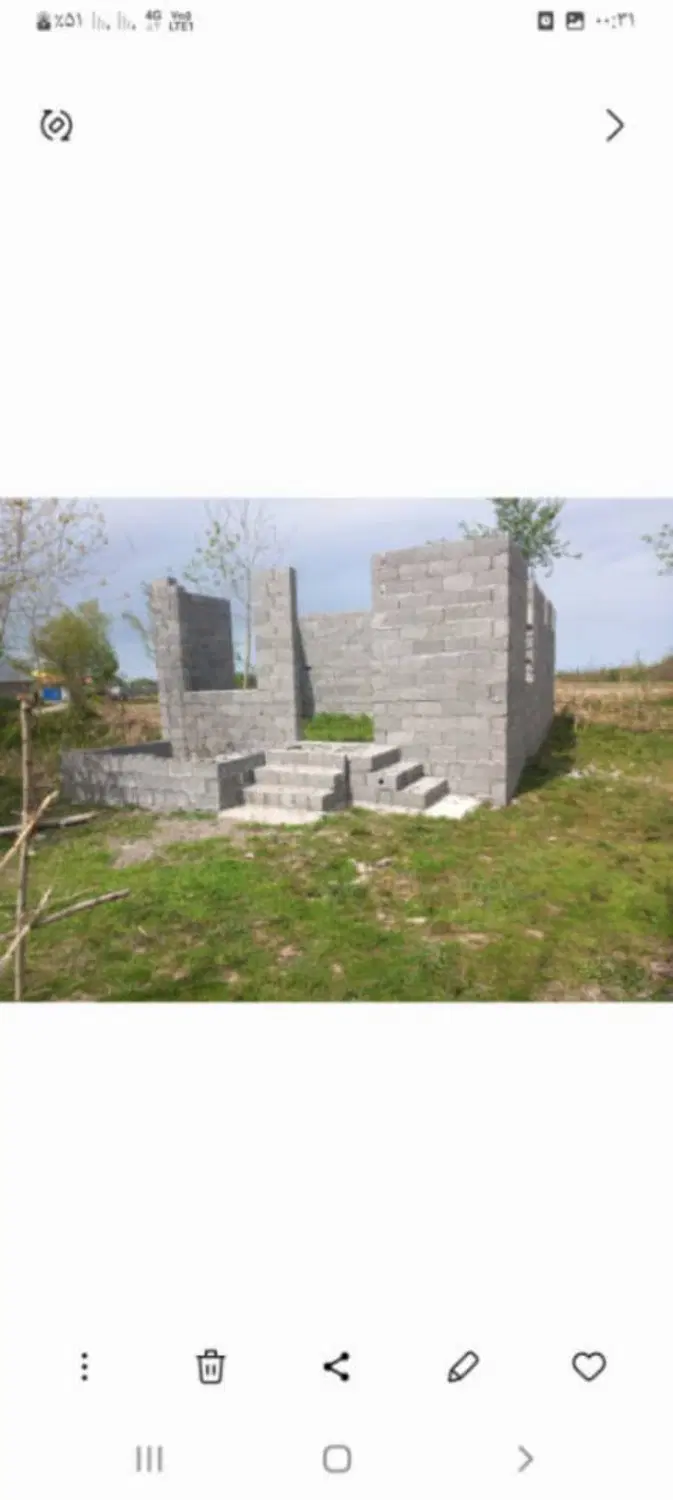 ۳۰۰مترخونه ویلای نیمه کاره