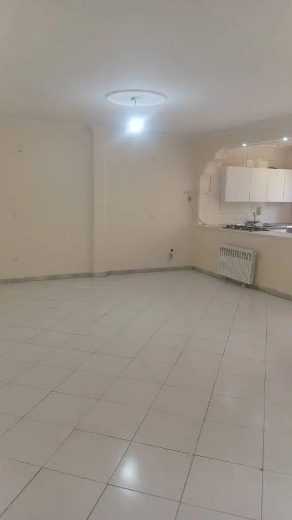 ۹۰متر دو خوابه پارکینگ انباری تراس