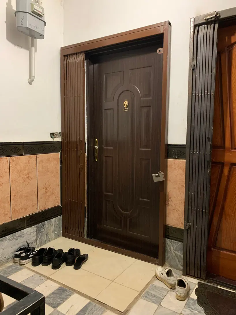 واحد ۱۰۰ متری ایثار