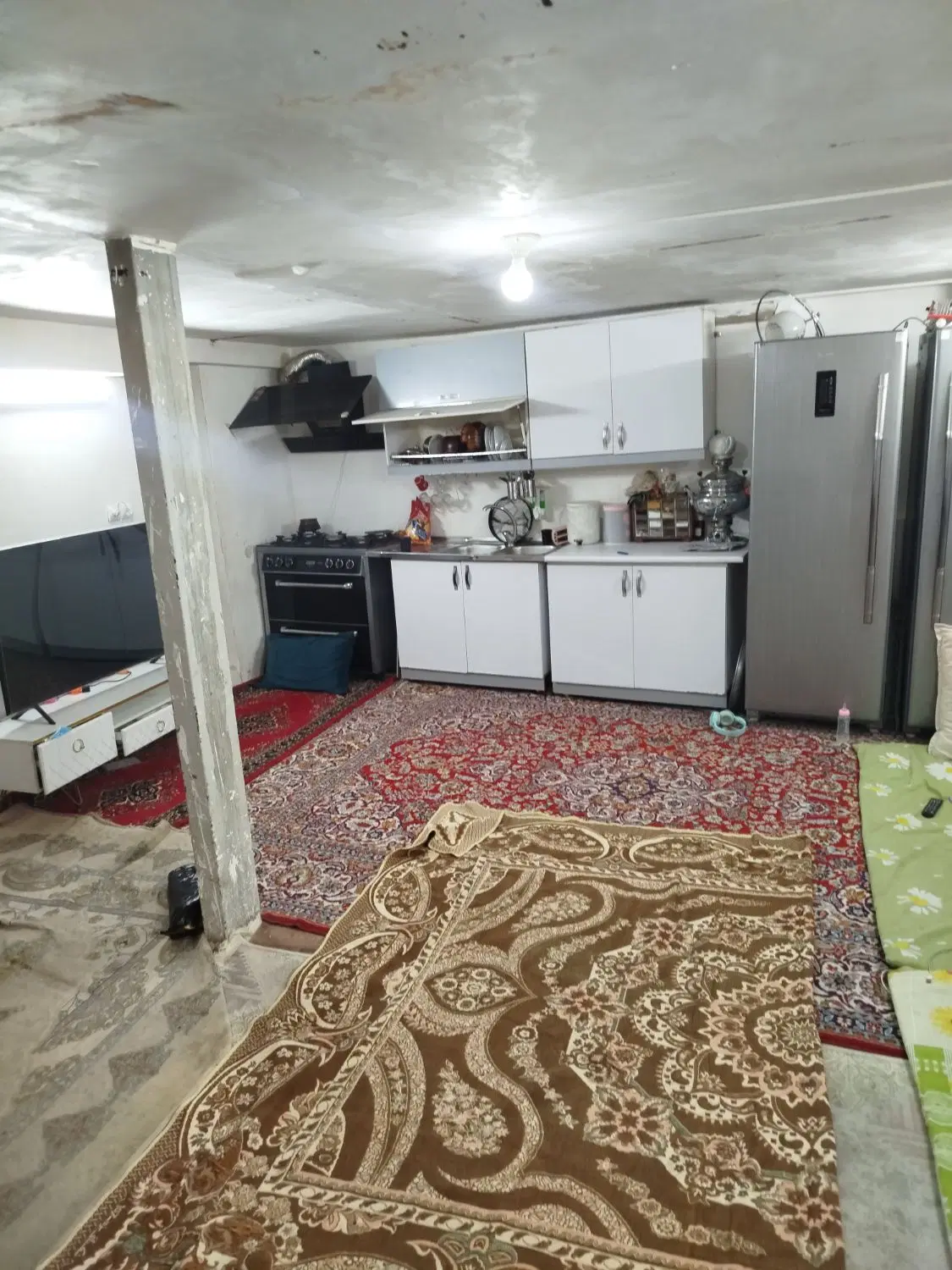 زیر همکف برای انبار یا مسکونی