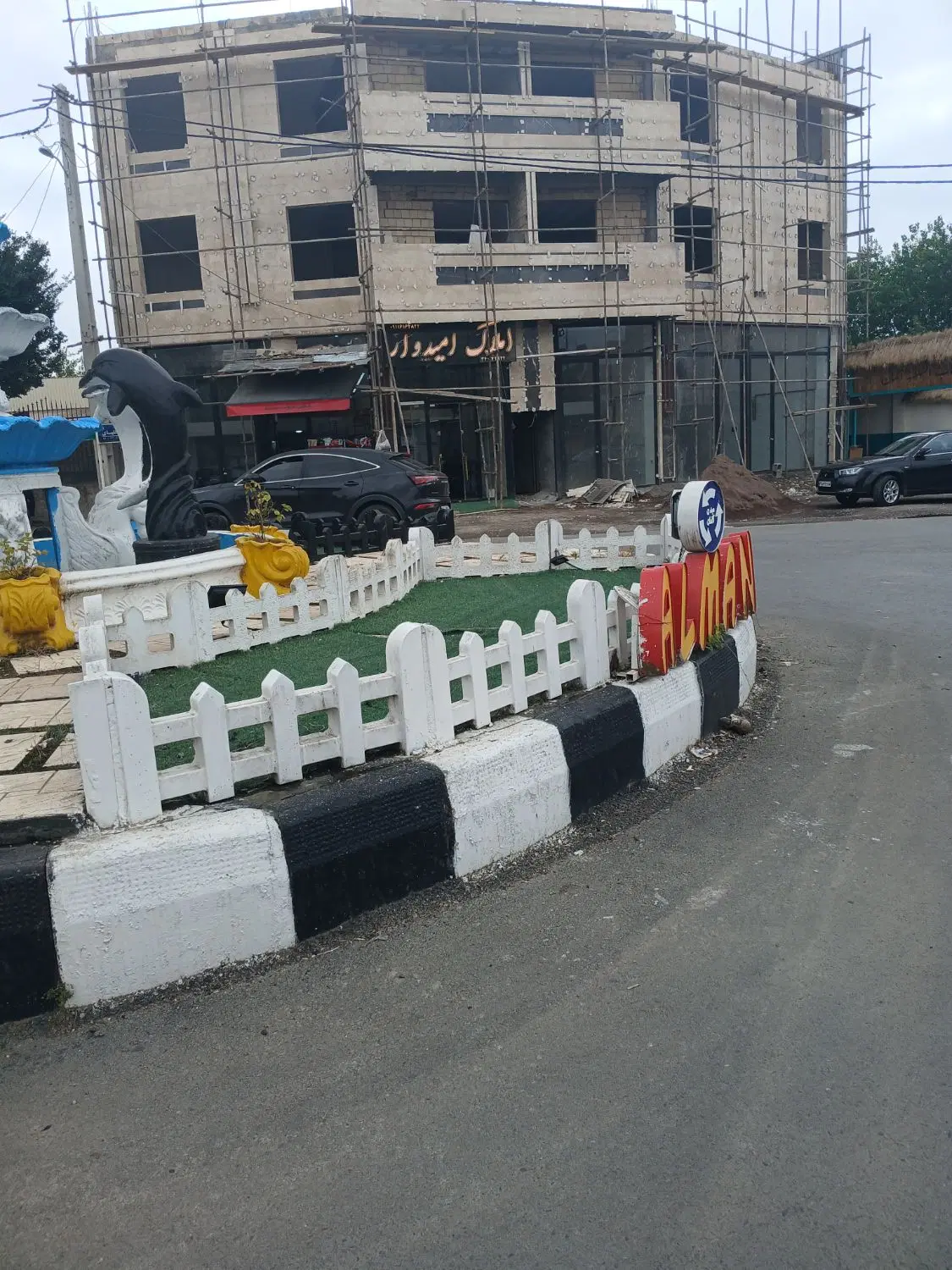آپارتمان مسکونی ۳طبقه ۸واحد