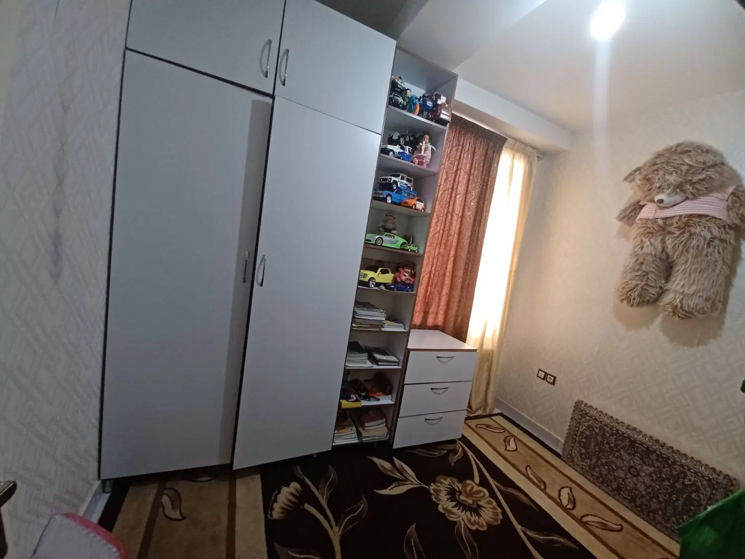 شخصی ساز بلوک 4 کوچه‌سنبل طبقه 3