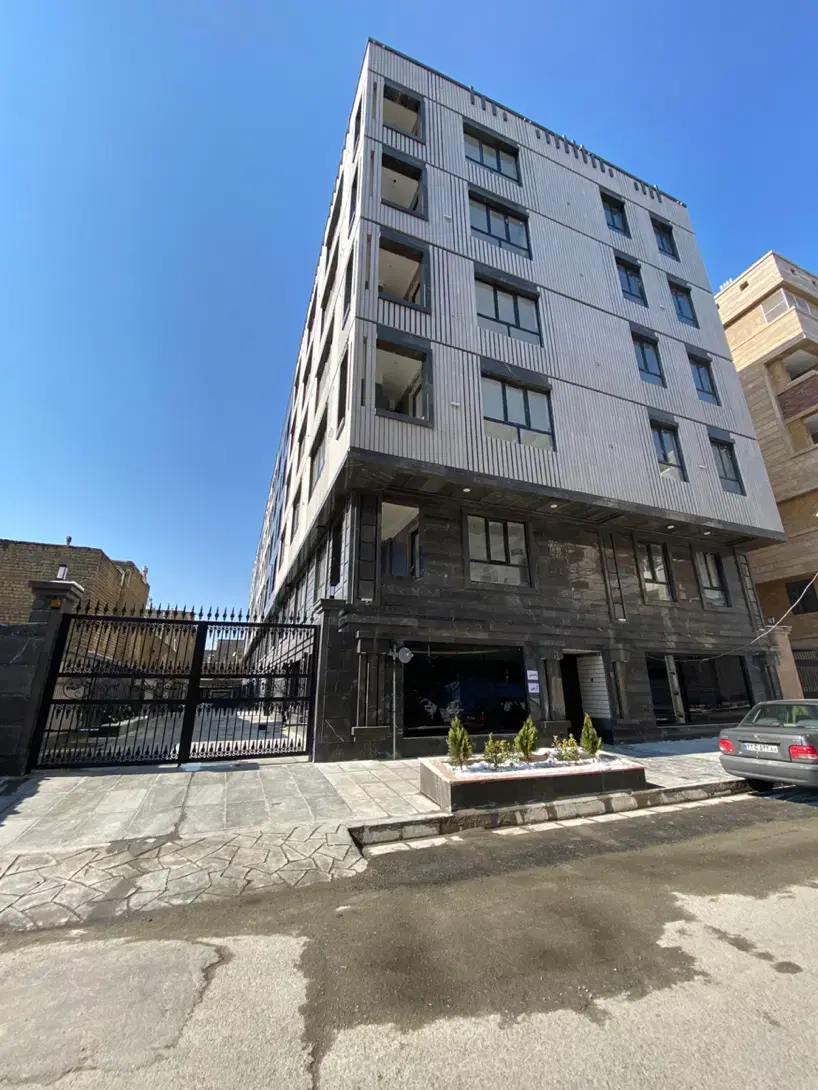 آپارتمان ۱۴۰ متر بنفشه رزکان نو واریانشهر اکبرآباد