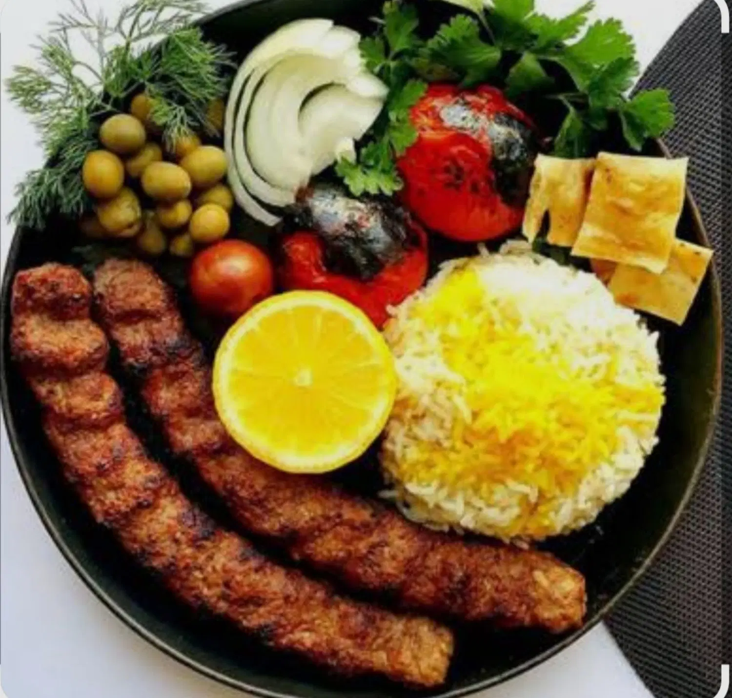 مشارکت در فروش غذای ایرانی