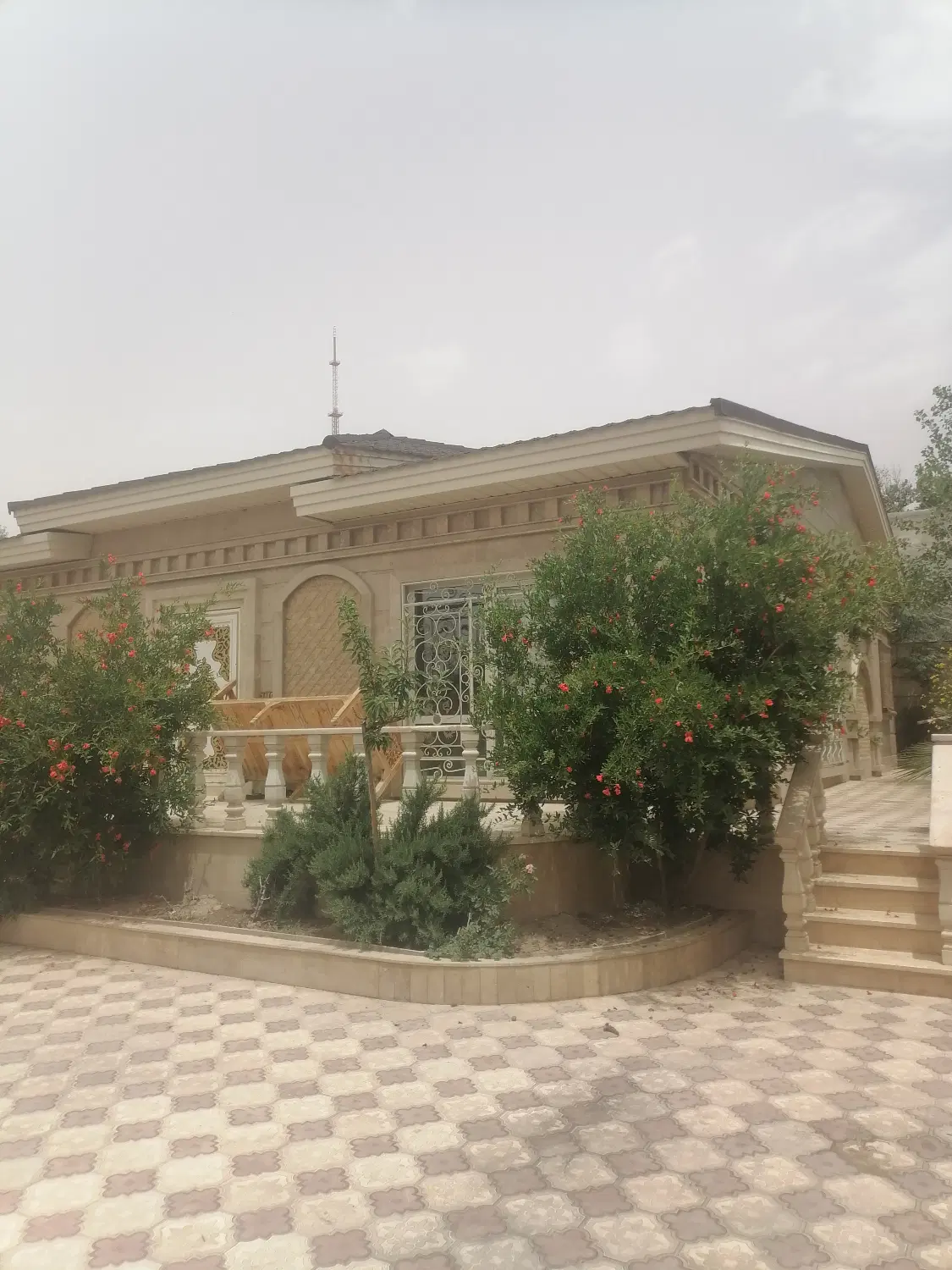 باغ ویلایی شمشاد و کاج