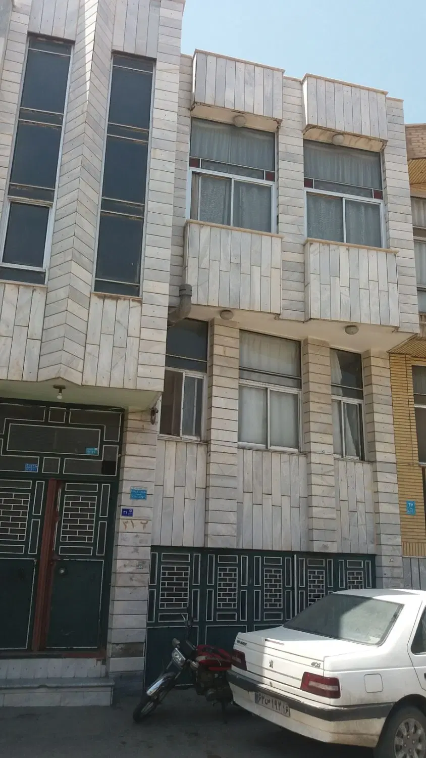 اجاره زیرزمین ۱۱۵ متر کوچه آهنی