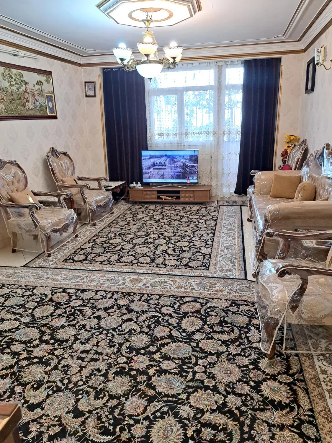 ۶۸ متری ابتدای خیابان چمن