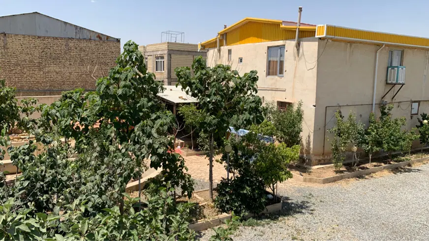 ویلایی مسکونی ، سوله کارگاهی ، انبار