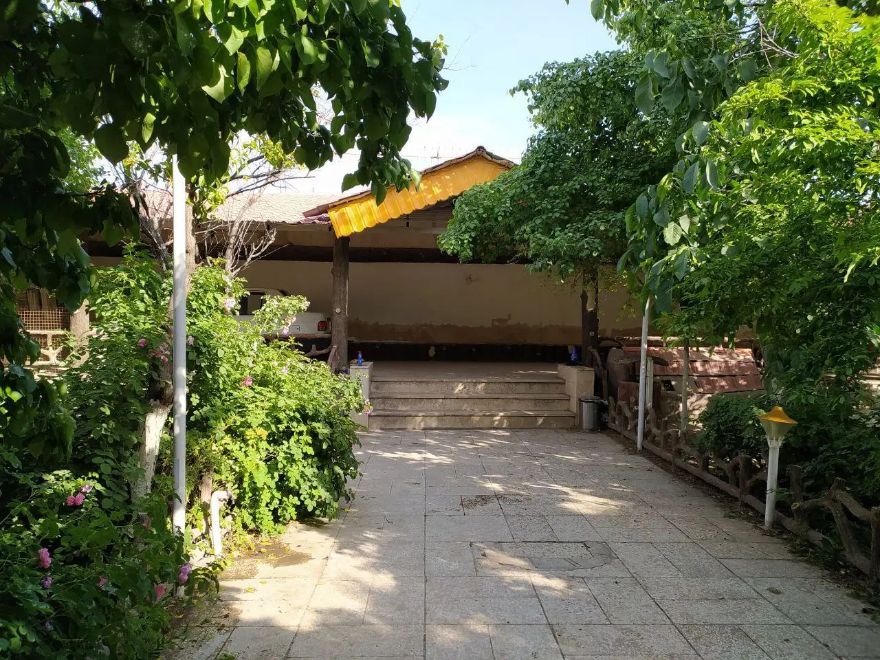 باغ ویلا چهارفصل ناظریه عسگریه حاشیه جاده آروم