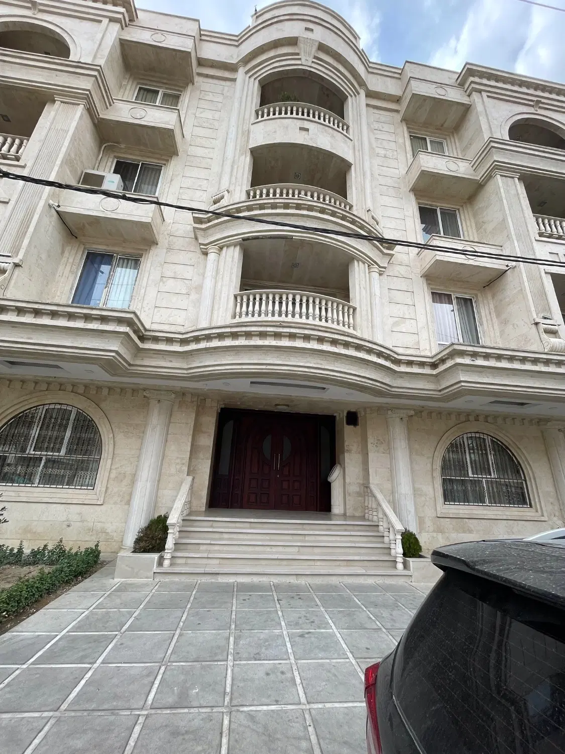 قلب مهرشهر خیابان ۱۱۰شرقی واحد۱۰۰متری تهاترباگلشهر