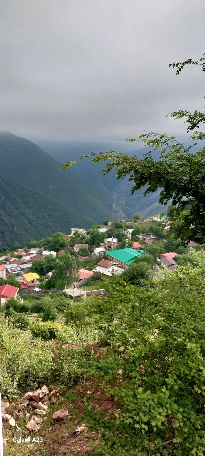 زمین در روستای پنجک