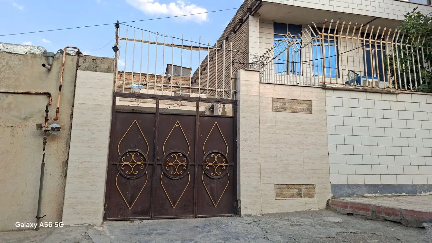 خانه آریاشهر ویلایی، حیاط ماشین رو، سند دار