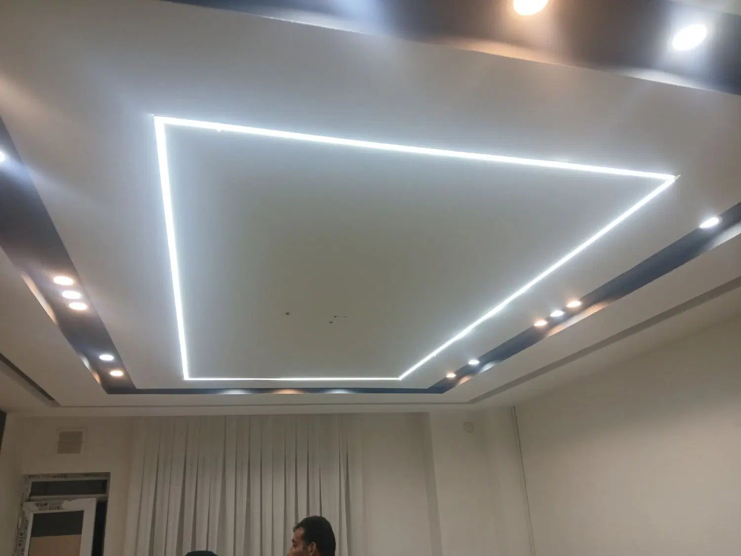 فروش اپارتمان ۶ واحدی