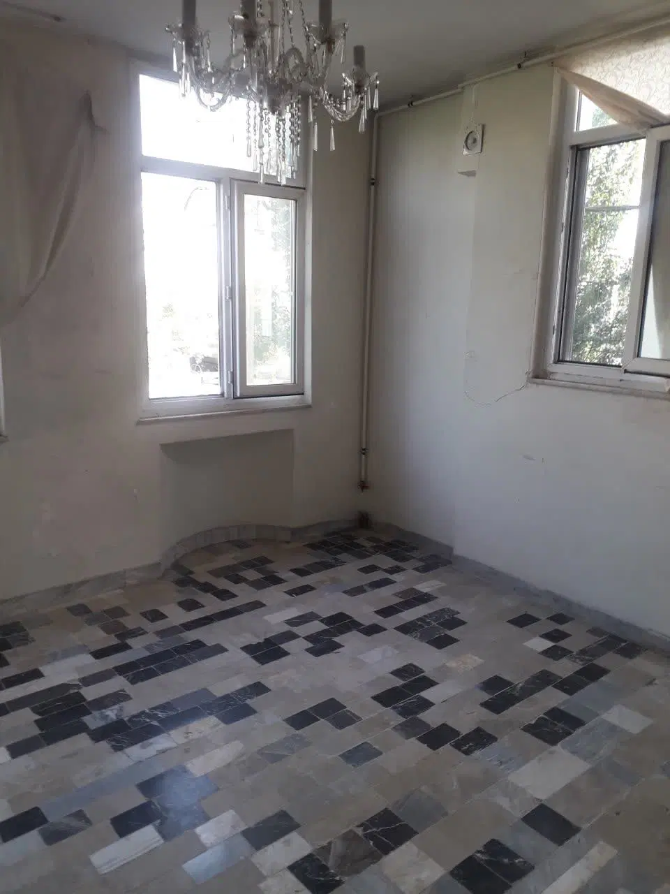 اجاره ۶۲ متری ابتدای بلوار کرهرود