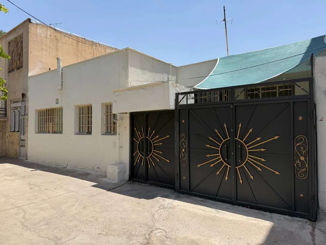 فروش خانه ویلایی قدیمی مناسب ساخت‌وساز