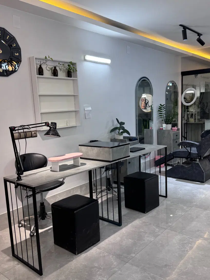 اجاره لاین ناخن و فشیال ومیکاپ