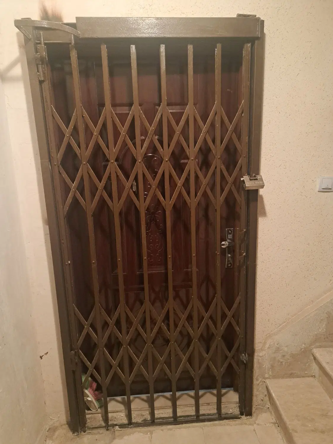 مسکن مهر دانش ۱۰۵متری با پارکینگ اختصاصی