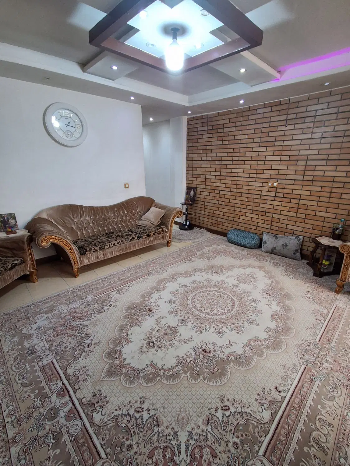 اجاره واحد ۶۵ متری _ املاک ایرانپور
