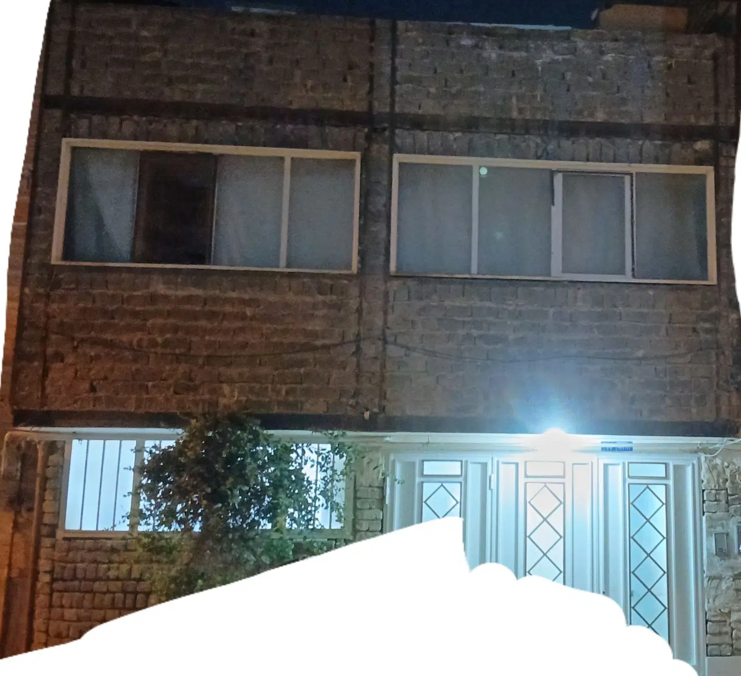 منزل مسکونی در بست